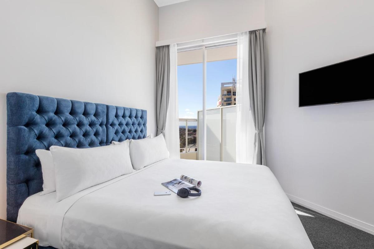 Meriton Suites Bondi Junction